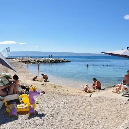 Nina Διαμέρισμα Ποντστράνα